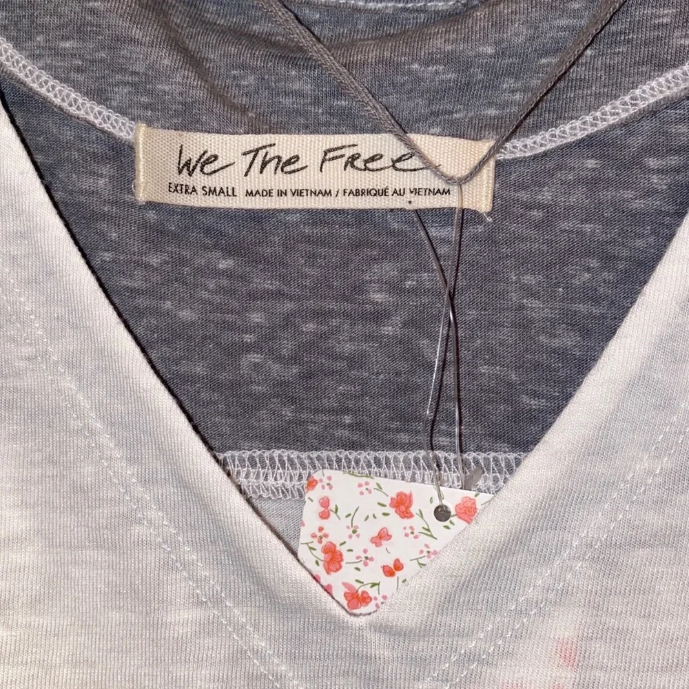 Free People Top‎